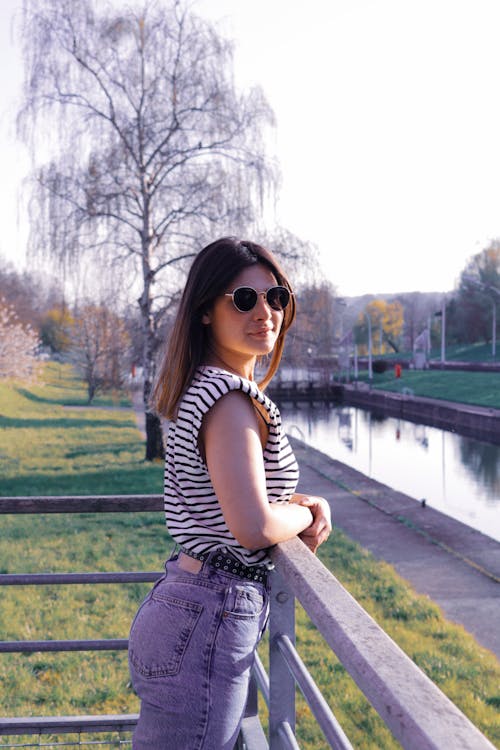 Principais Tipos de Roupas Femininas: Guia Completo